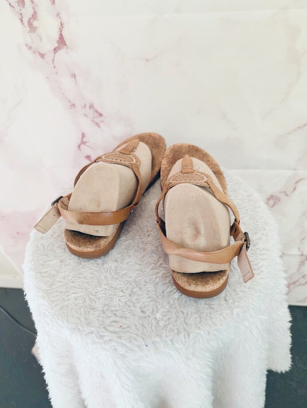 UGG Ayden II Cork Footbed Leather Thong Sandals Tan EU 39 US 8 - Picture 5 of 7